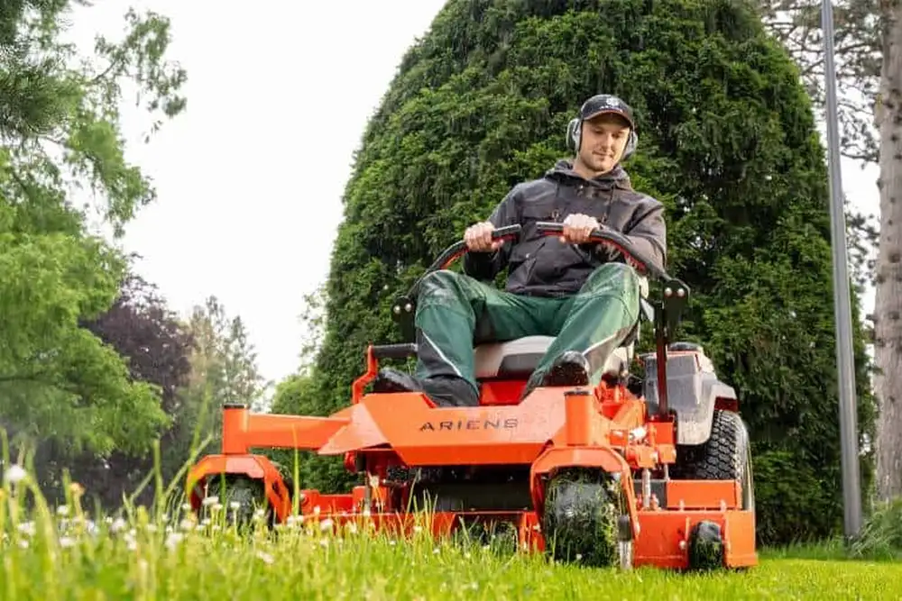 apex 48 122cm side discharge zero turn ride on lawnmower