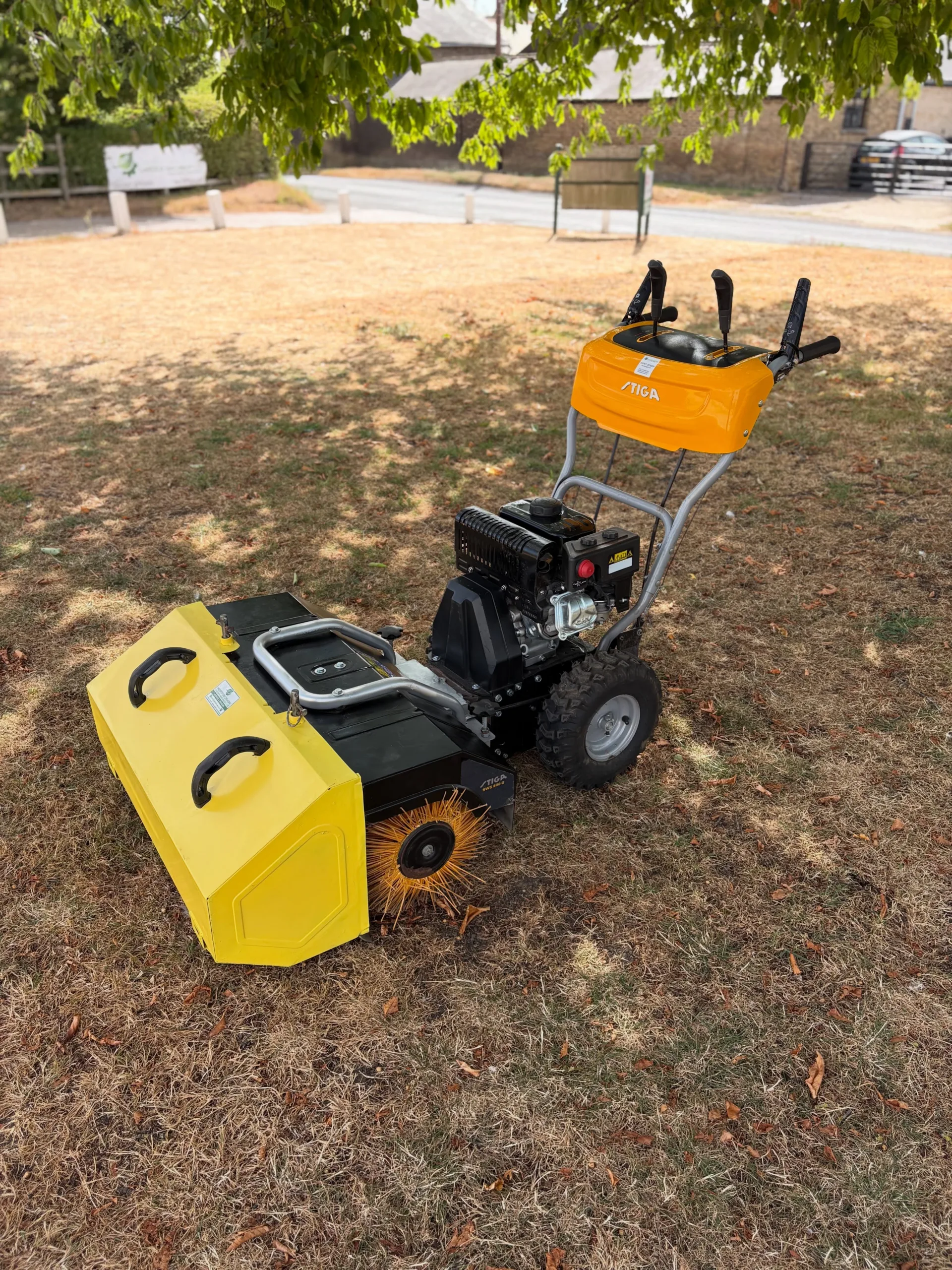 stiga sws 800 g petrol moss brush
