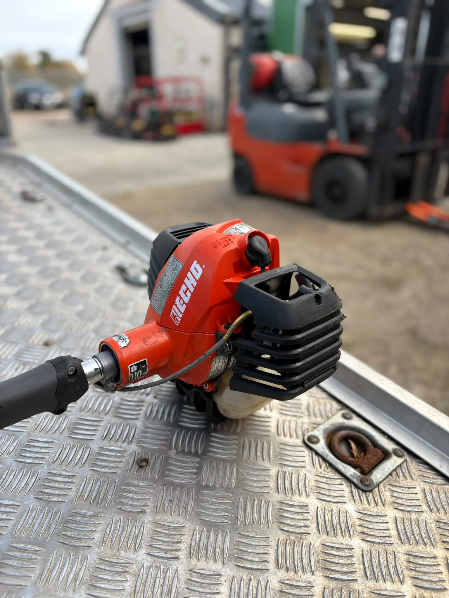 echo hca2620 es hd petrol long reach hedgecutter